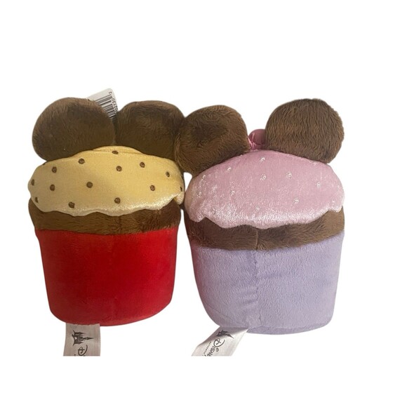 Disney Parks Mickey Mouse and Minnie Mouse Cupcake Plush - Picture 6 of 11